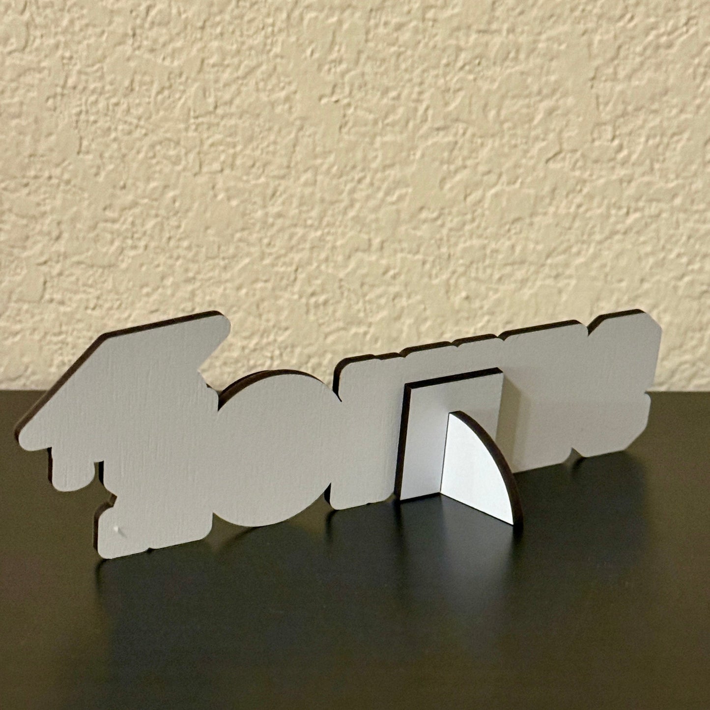 Backside of Class of 2026 senior sports sign with sports graphic and graduation cap, custom school colors, graduation party and high school banquet decor