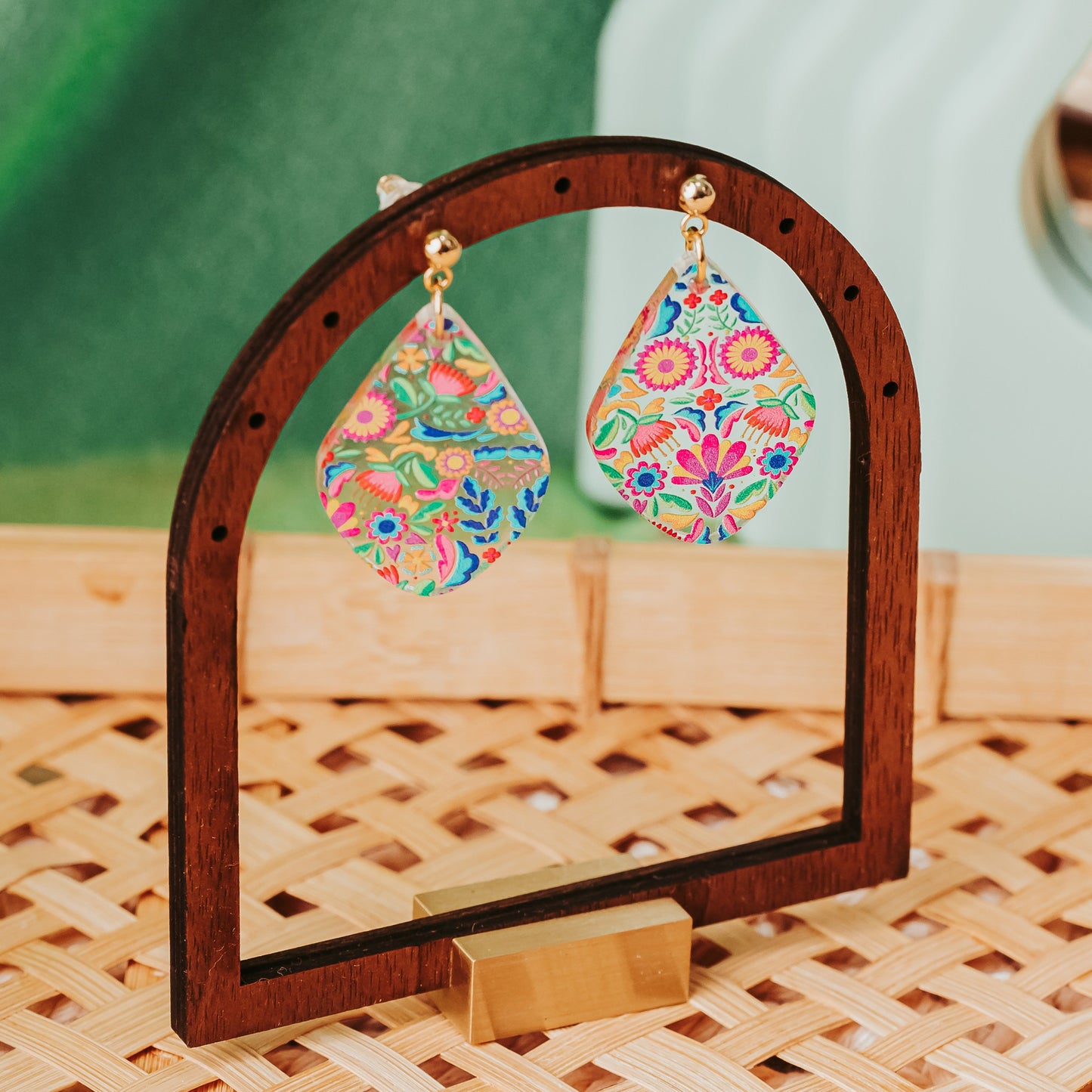 Diamond-shaped acrylic earrings with mexican floral pattern with hypallergenic stainless steel gold ball studs